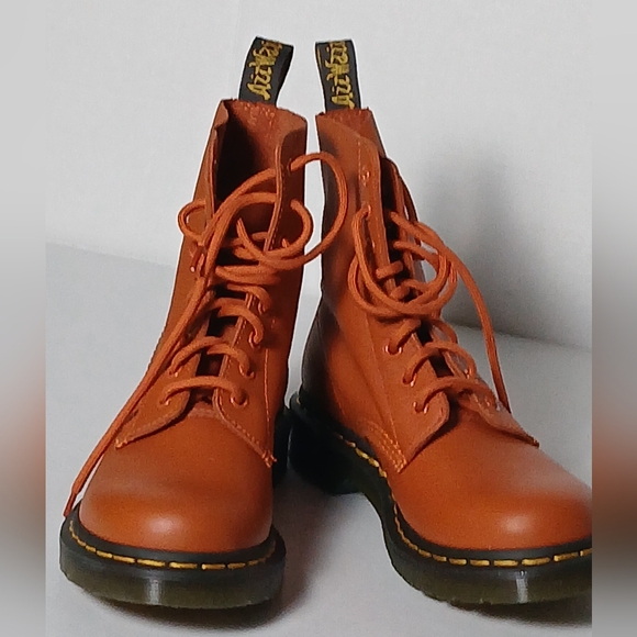 Dr. Martens Shoes - Burnt Orange Dr. Martens Hard To Find New Bouncing Soles. Sz7 Smooth Leather